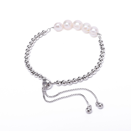 Retractable Pearl Bracelet With Metal Parts